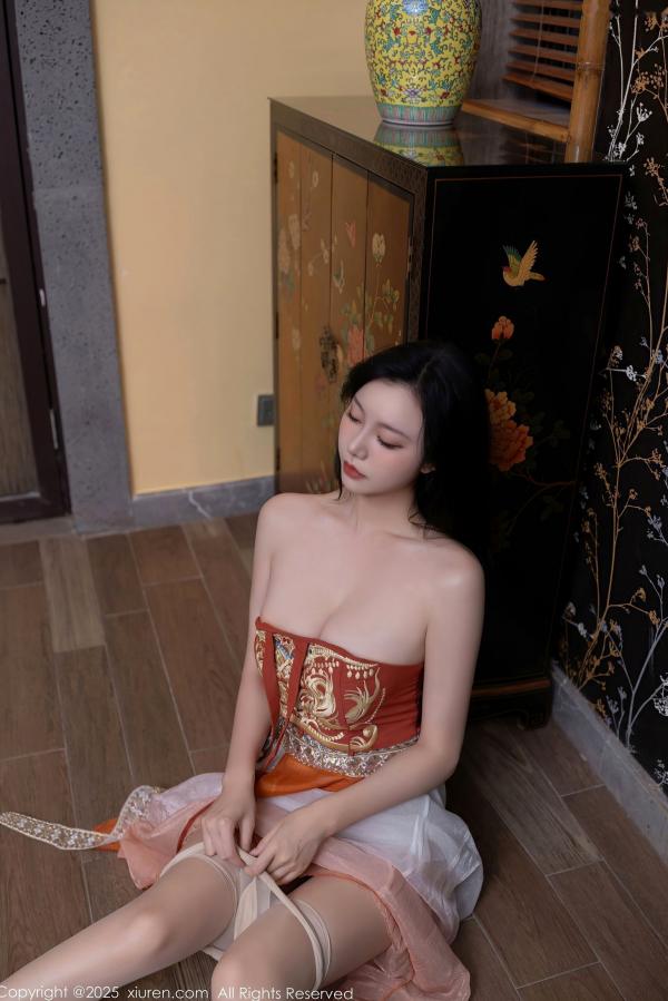    XiuRen秀人网-9757-安然anran-西域风情古装抹胸照，演绎国潮古典韵味，完美身材尽显东方仙气女神范第47张图片