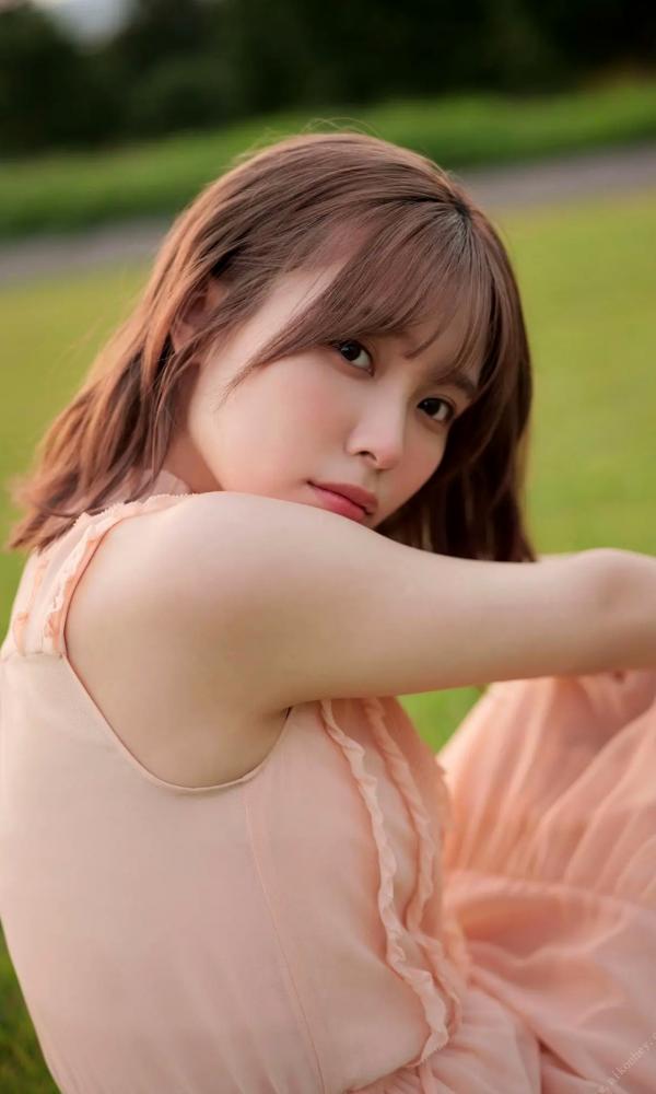    Liyuu写真集「いつまでも、ずっと。」清新甜美户外写真，可爱花裙与海边车拍，尽显灵动治愈女神范儿第26张图片