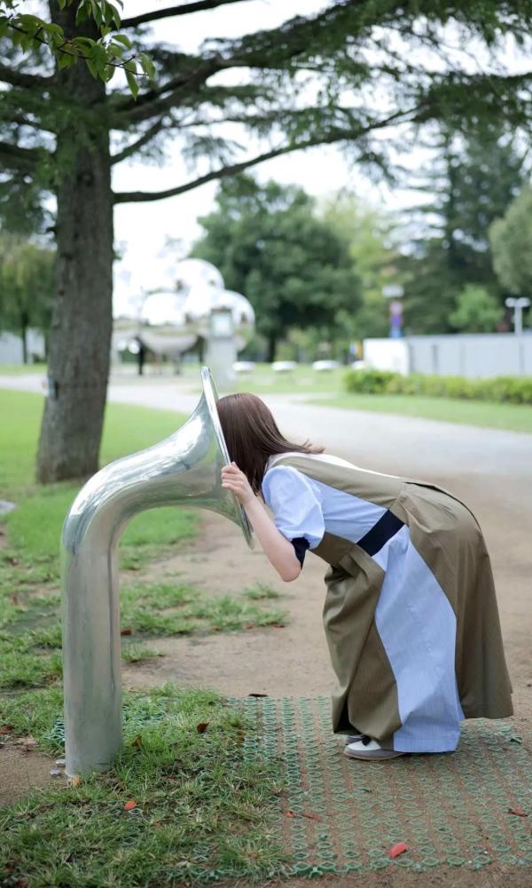    Liyuu写真集「いつまでも、ずっと。」清新甜美户外写真，可爱花裙与海边车拍，尽显灵动治愈女神范儿第33张图片