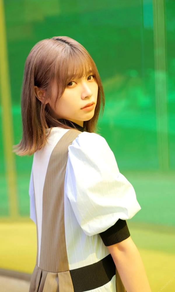    Liyuu写真集「いつまでも、ずっと。」清新甜美户外写真，可爱花裙与海边车拍，尽显灵动治愈女神范儿第38张图片