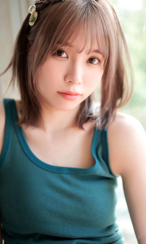    Liyuu写真集「いつまでも、ずっと。」清新甜美户外写真，可爱花裙与海边车拍，尽显灵动治愈女神范儿第52张图片