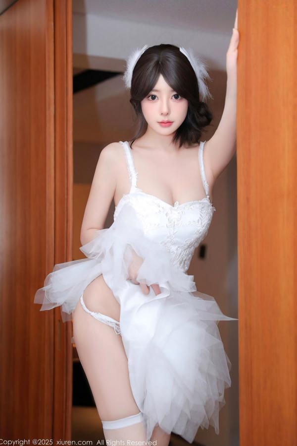    XiuRen秀人网-9742-桃妖夭-白色天使短纱裙白丝爆乳萝莉-2025.01.10第33张图片