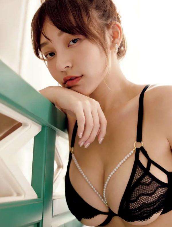    [FRIDAY] 伊織もえ 林襄 森香澄等群星写真：狂野桑巴舞会特别企划与夏日清凉比基尼私房大赏第24张图片