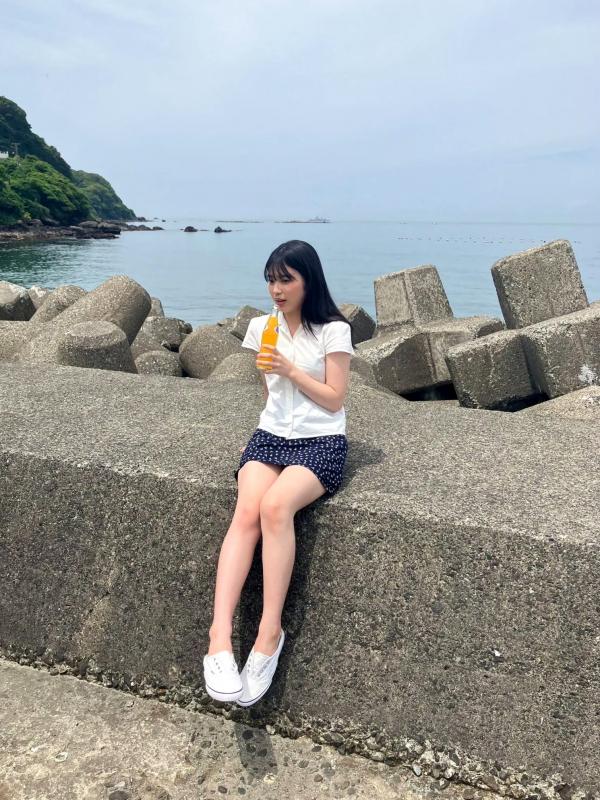    [FRIDAY] 伊織もえ 林襄 森香澄等群星写真：狂野桑巴舞会特别企划与夏日清凉比基尼私房大赏第43张图片