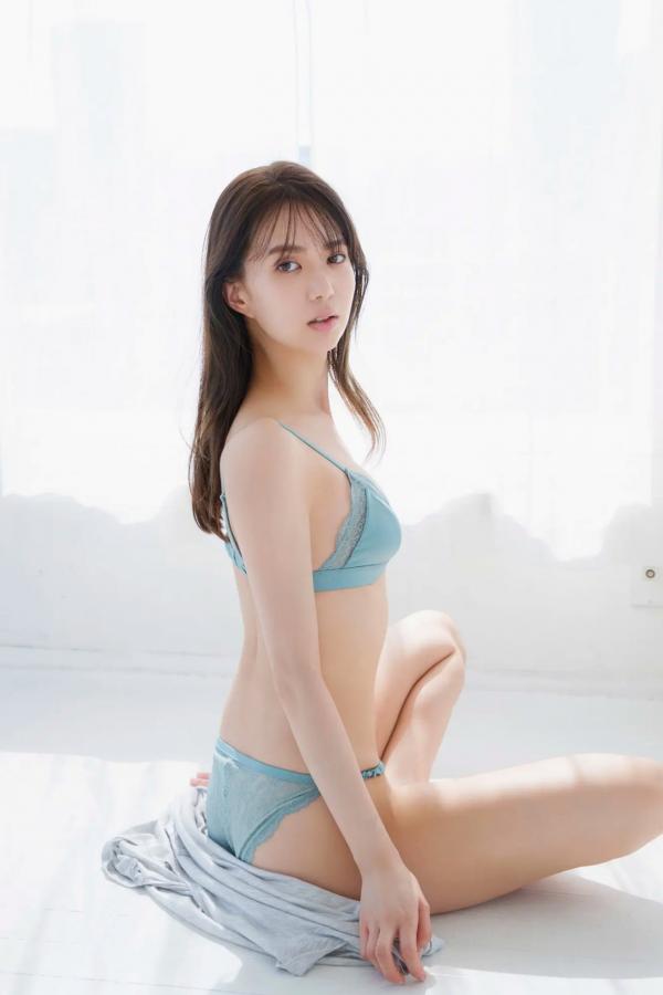    松平璃子 - 令人窒息的8头身完美曲线，清纯甜美与性感私房写真，极致身材诱惑的摄影佳作第13张图片