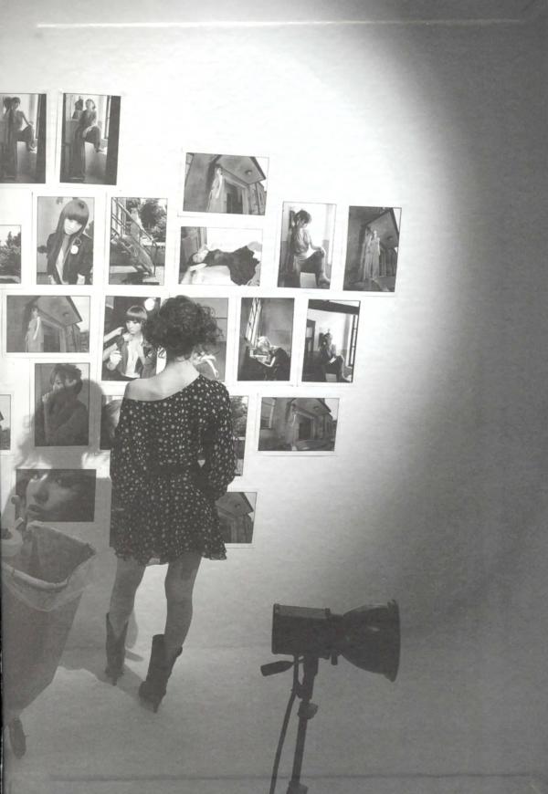    篠田麻里子 Mariko Shinoda《Pendulum》高清写真集，黑裙优雅神秘与比基尼丛林诱惑，尽显女神多面迷人风采第90张图片