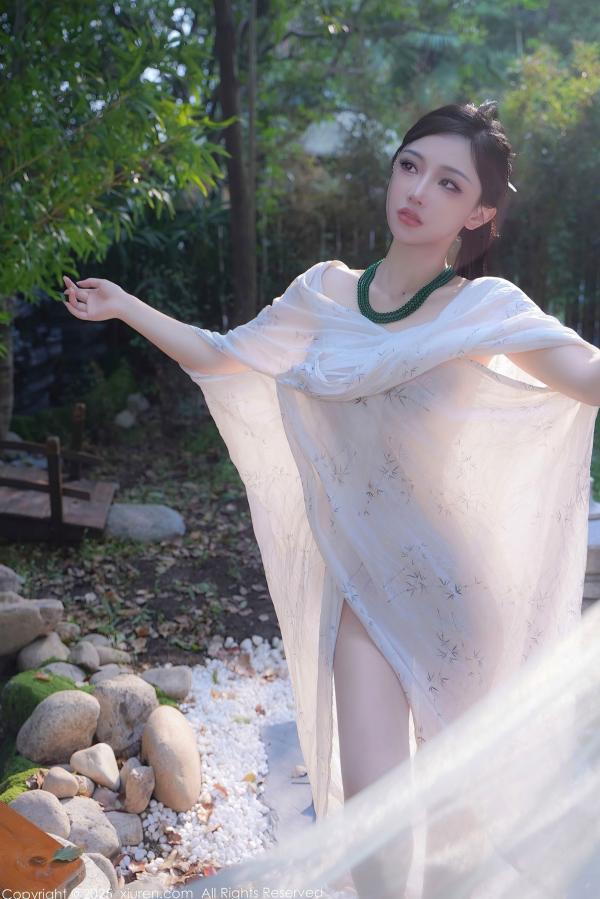    XiuRen秀人网-9730-妙可可Cheese-户外凉亭古风白纱爆乳-2025.01.09第11张图片