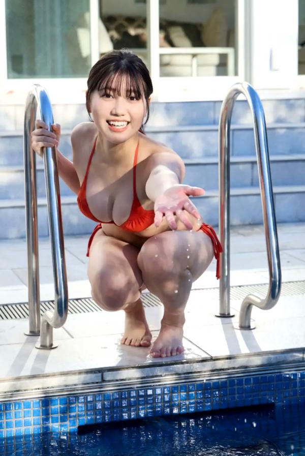    和泉芳怜 - 室内私房写真，清纯甜美与性感比基尼的完美碰撞，尽显傲人身材的极致清新美感第42张图片