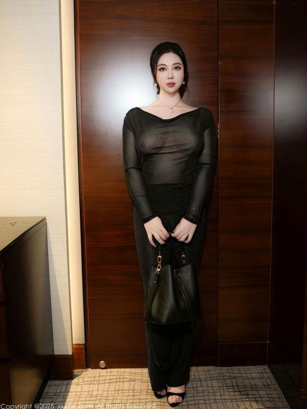    XiuRen秀人网-9725-风景尤美-熟女黑衣爆乳诱惑-室内深夜私房写真-大尺度绝美身材-2025.01.08第10张图片