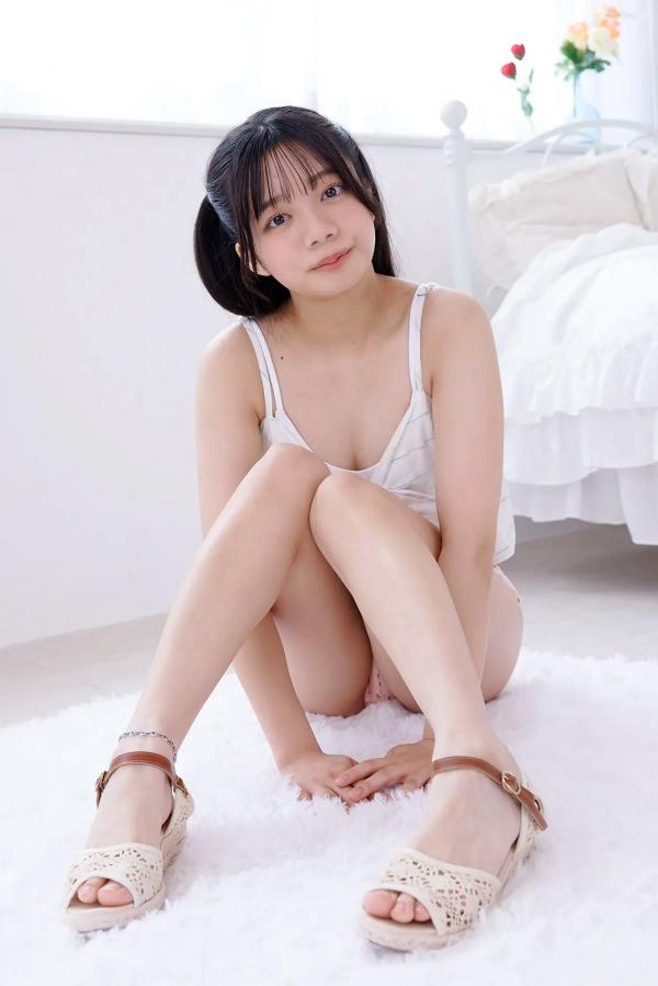    [Minisuka.tv] Hinano Yuki 優木ひなの - 治愈系少女清纯居家私房照，明亮卧室下的甜美俏皮写真第23张图片