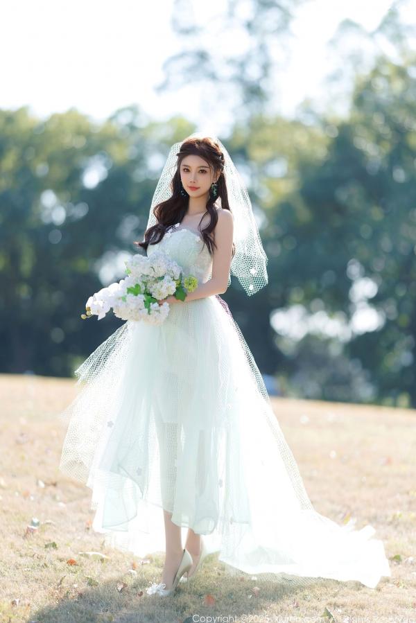 杨晨晨 sugar小甜心CC  秀人网杨晨晨Yome唯美婚纱透视写真，白色蕾丝内衣诱惑，户外与室内私房大尺度摄影第4张图片