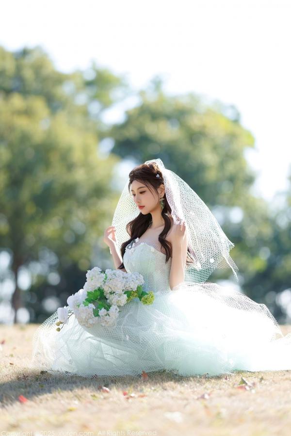 杨晨晨 sugar小甜心CC  秀人网杨晨晨Yome唯美婚纱透视写真，白色蕾丝内衣诱惑，户外与室内私房大尺度摄影第6张图片
