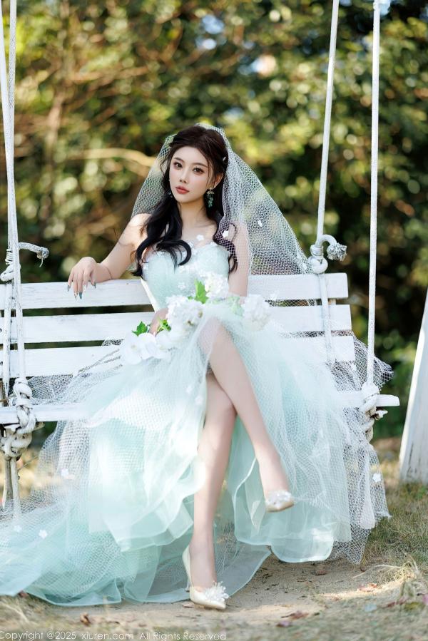 杨晨晨 sugar小甜心CC  秀人网杨晨晨Yome唯美婚纱透视写真，白色蕾丝内衣诱惑，户外与室内私房大尺度摄影第11张图片