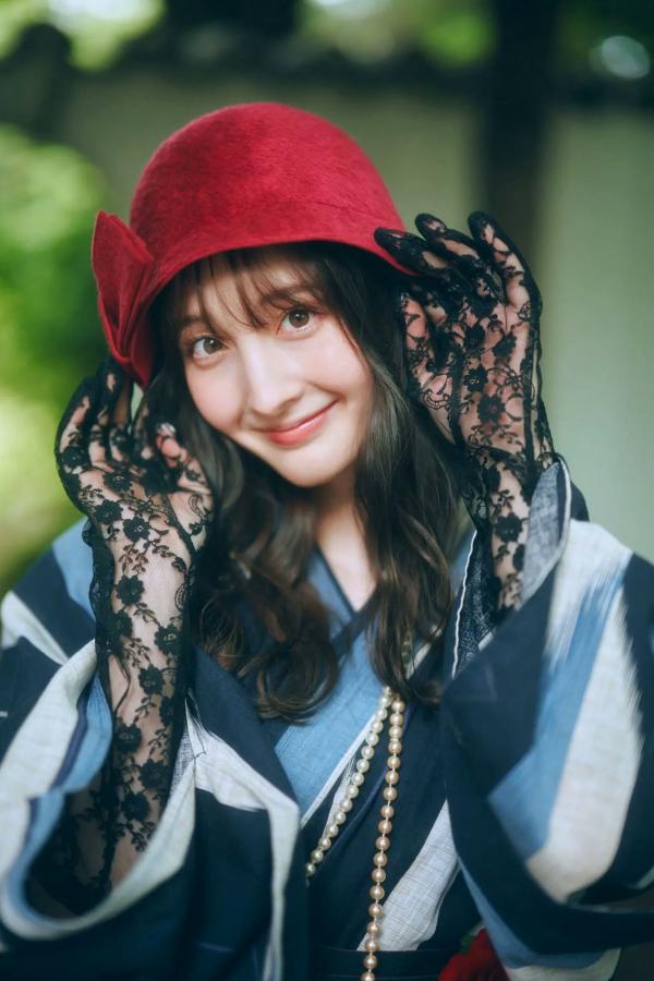    [Weekly SPA! ] 2024.07.09 期刊精选：小芝风花、ちとせよしの等众女神写真，涵盖比基尼、私房内衣与和服风情，性感御姐与清纯少女风格碰撞，极致美感视觉写真集。第25张图片