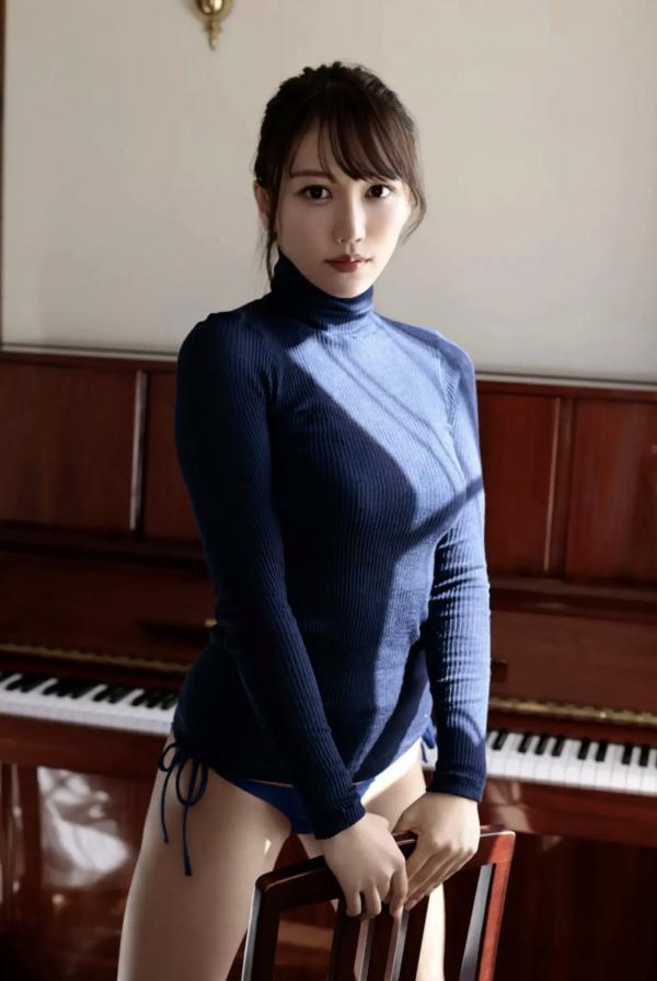    橘和奈 - ヴァージン?フライト vol.3 海滩比基尼户外旅拍与室内甜美私房写真第11张图片