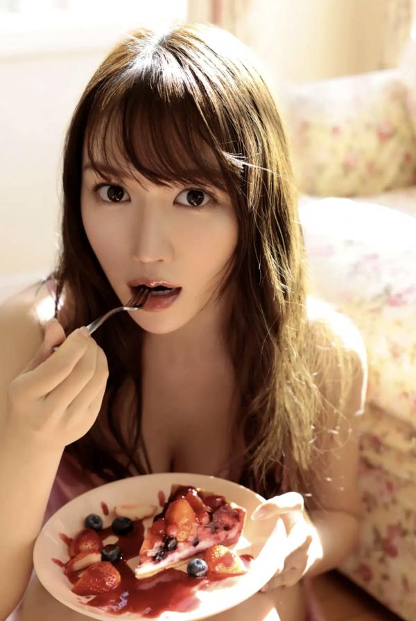    橘和奈 - ヴァージン?フライト vol.3 海滩比基尼户外旅拍与室内甜美私房写真第25张图片