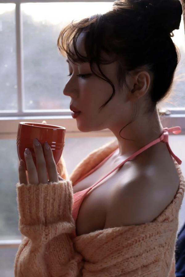    橘和奈 - ヴァージン?フライト vol.3 海滩比基尼户外旅拍与室内甜美私房写真第50张图片