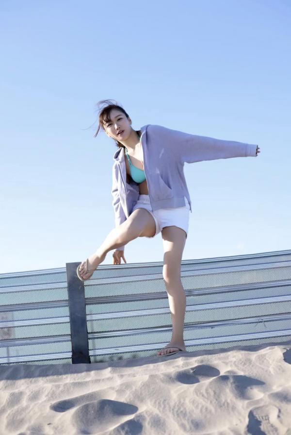    橘和奈 - ヴァージン?フライト vol.3 海滩比基尼户外旅拍与室内甜美私房写真第67张图片