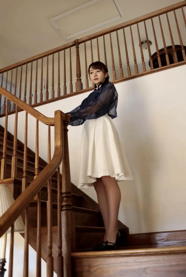    橘和奈 - ヴァージン?フライト vol.3 海滩比基尼户外旅拍与室内甜美私房写真第75张图片