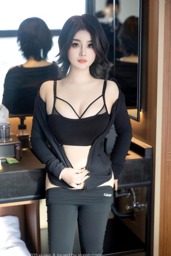    秀人网XiuRen-9694-M0nica运动健身私房写真：黑色紧身运动服，极致性感勾勒女神诱人曲线 (2025.01.02)第23张图片