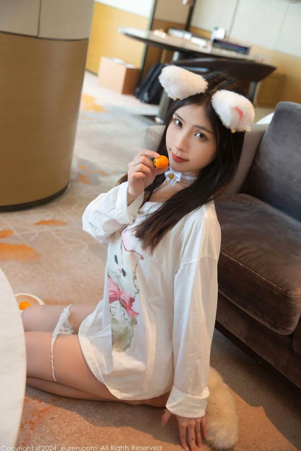    XiuRen秀人网-9689-刘婷婷-可爱白衫猫女-室内角色扮演诱惑私房写真-纯欲风猫系女友-2024.12.31第22张图片