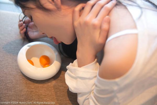    XiuRen秀人网-9689-刘婷婷-可爱白衫猫女-室内角色扮演诱惑私房写真-纯欲风猫系女友-2024.12.31第47张图片