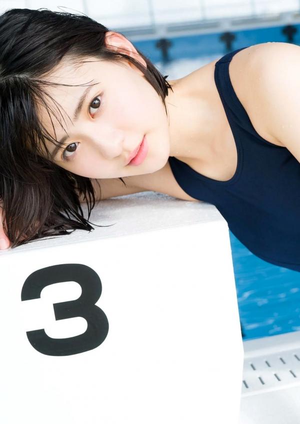    山田南実写真集「キミを見つけた日」室内私房与泳池湿发诱惑，清纯少女的极致性感连体泳衣大秀完美身段第6张图片