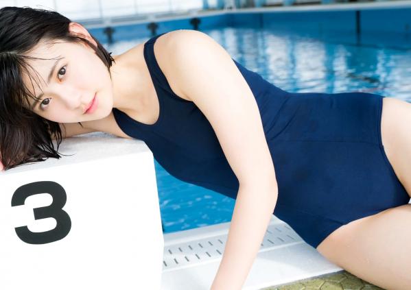    山田南実写真集「キミを見つけた日」室内私房与泳池湿发诱惑，清纯少女的极致性感连体泳衣大秀完美身段第7张图片