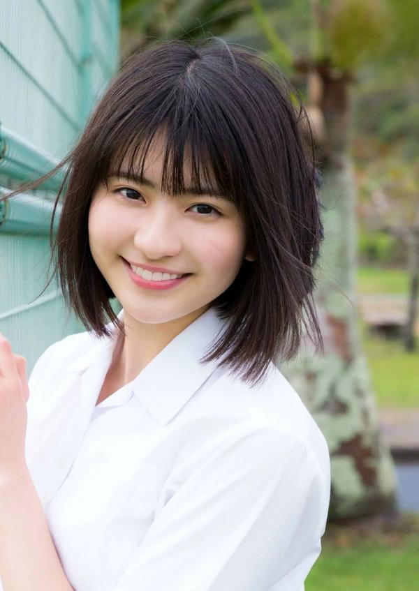    山田南実写真集「キミを見つけた日」室内私房与泳池湿发诱惑，清纯少女的极致性感连体泳衣大秀完美身段第13张图片