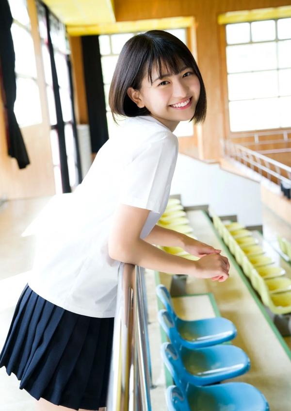    山田南実写真集「キミを見つけた日」室内私房与泳池湿发诱惑，清纯少女的极致性感连体泳衣大秀完美身段第18张图片