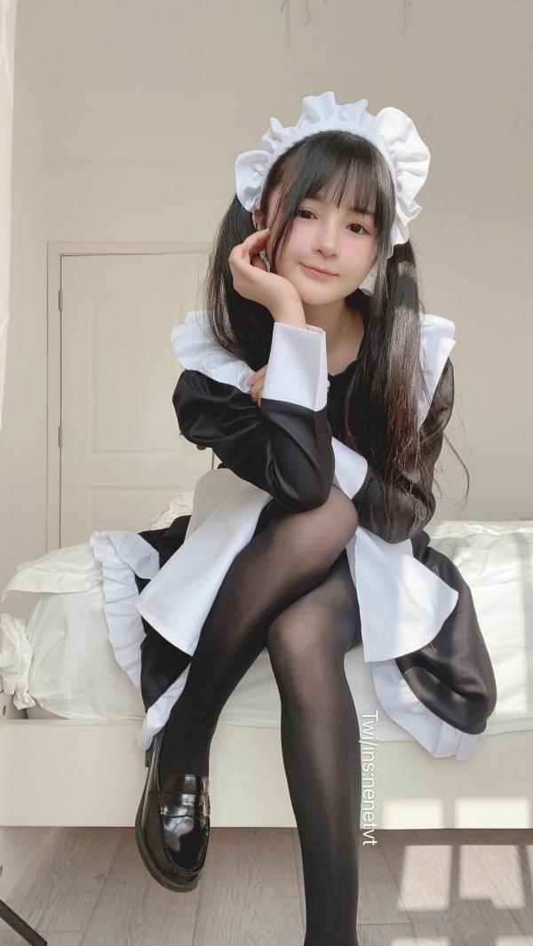 桜井宁宁 樱井宁宁  樱井宁宁-030-双马尾黑丝女仆诱惑私房照，童颜巨乳尽显性感女神魅力第15张图片