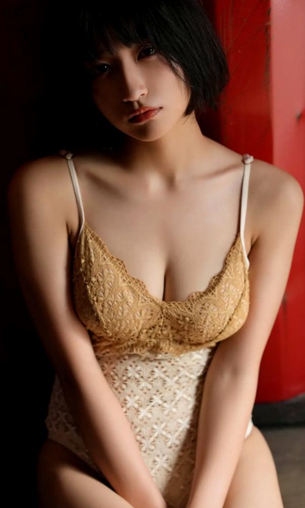    【清纯私房】Akira Mizuno 水野瞳 - Dazzling めくるめく，海边比基尼户外写真，治愈系短发女神，极致清新诱惑第46张图片