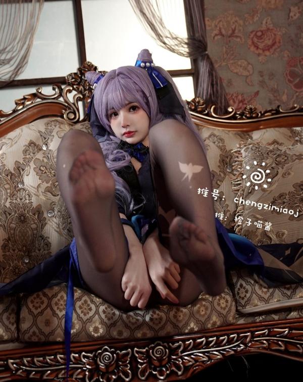    橙子喵酱-Keqing原神刻晴Cosplay私房大尺度写真，纯欲诱惑角色扮演，精致唯美呈现第3张图片