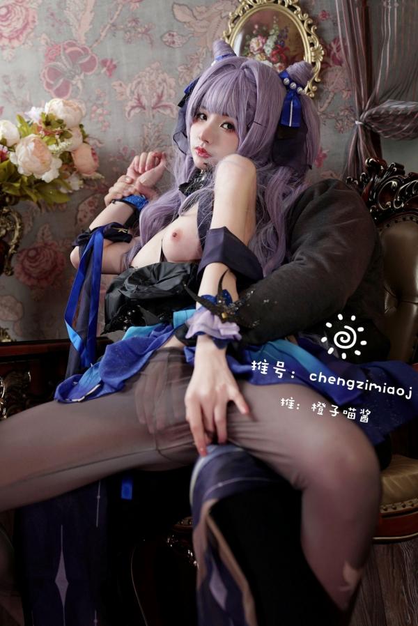    橙子喵酱-Keqing原神刻晴Cosplay私房大尺度写真，纯欲诱惑角色扮演，精致唯美呈现第18张图片