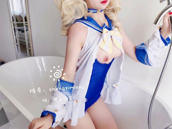    橙子喵酱-芭芭拉原神COSplay，蓝白泳衣浴室私房写真，清纯白嫩少女大尺度性感诱惑第17张图片