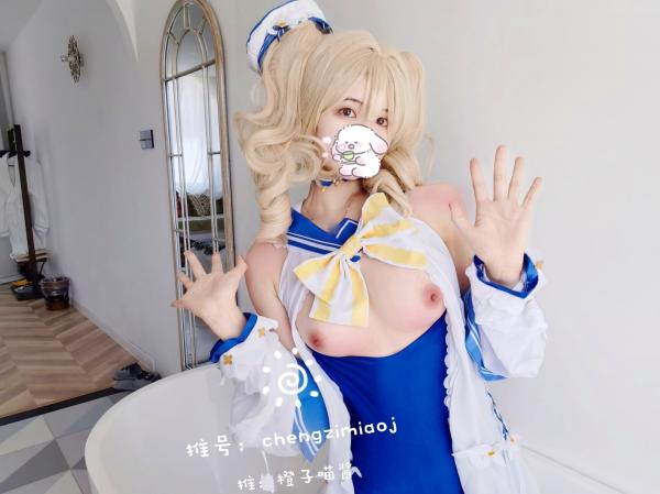    橙子喵酱-芭芭拉原神COSplay，蓝白泳衣浴室私房写真，清纯白嫩少女大尺度性感诱惑第23张图片