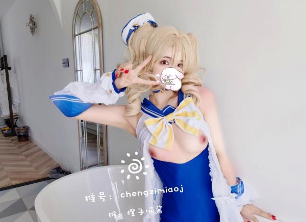    橙子喵酱-芭芭拉原神COSplay，蓝白泳衣浴室私房写真，清纯白嫩少女大尺度性感诱惑第39张图片