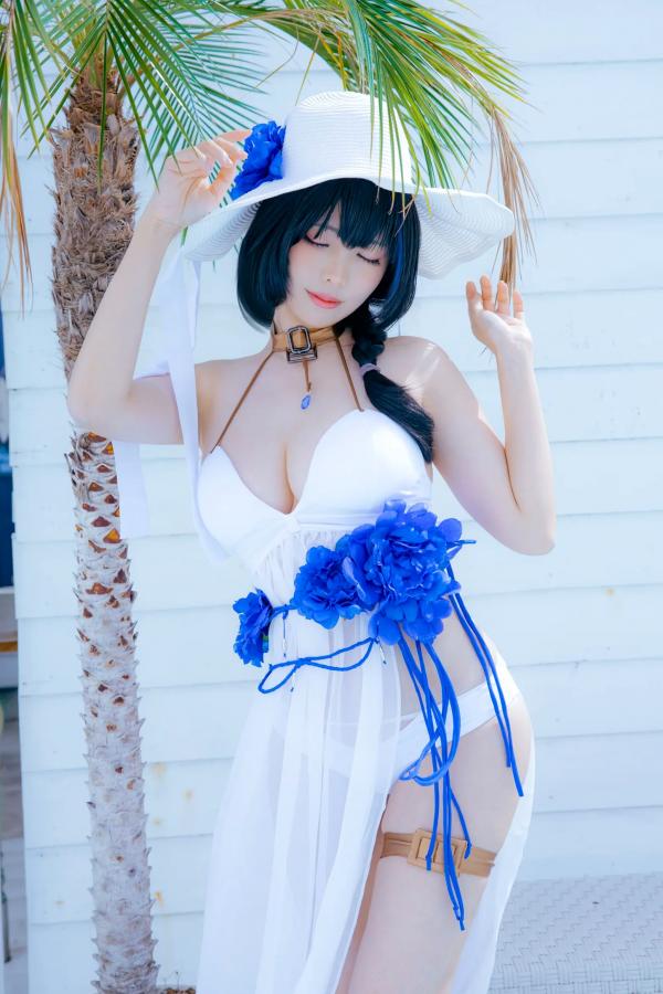    Ely_eee(ElyEE子) Mary Bay海湾女神Cosplay写真，清纯唯美白裙私房，绝美治愈系女神第2张图片
