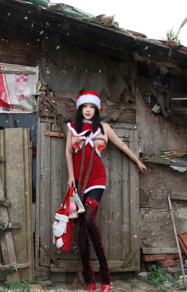    XiuRen秀人网-9630-小薯条nienie-圣诞节情趣制服诱惑，户外雪景下展现极品身材与火辣尺度第62张图片