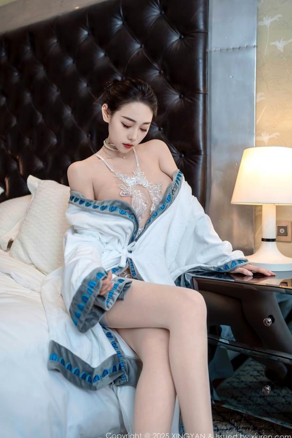    XingYan星颜社-326-清妙：白色蕾丝薄纱诱惑，卧室私房大尺度写真，尽显曼妙身姿与极致性感第4张图片