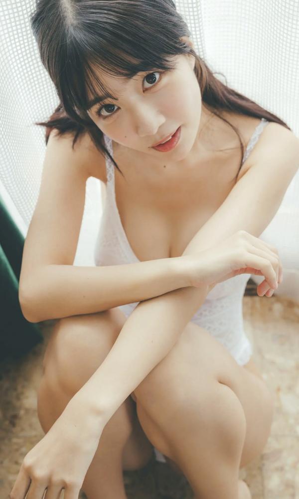    Kisumi Amau 天羽希纯 - 阳光泳池与室内私房，甜美笑容元气写真 [49P]第12张图片