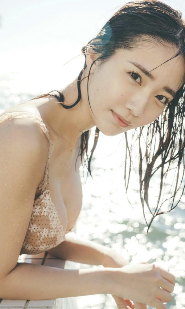    Kisumi Amau 天羽希纯 - 阳光泳池与室内私房，甜美笑容元气写真 [49P]第44张图片