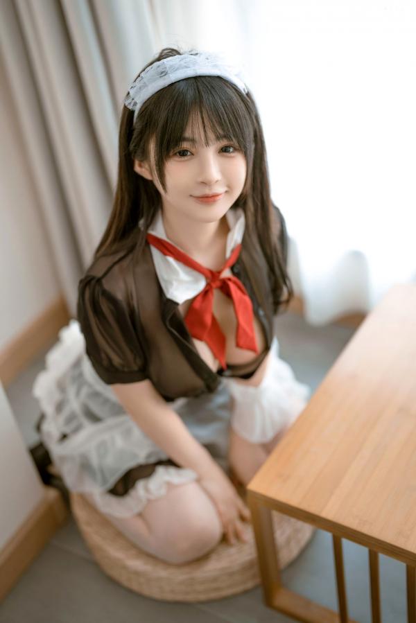 桜井宁宁 樱井宁宁  桜井宁宁-049-关于我家可爱的女仆，精致Cosplay制服私房照，展现浴室诱惑与清纯魅力，完美身材引人遐想第40张图片
