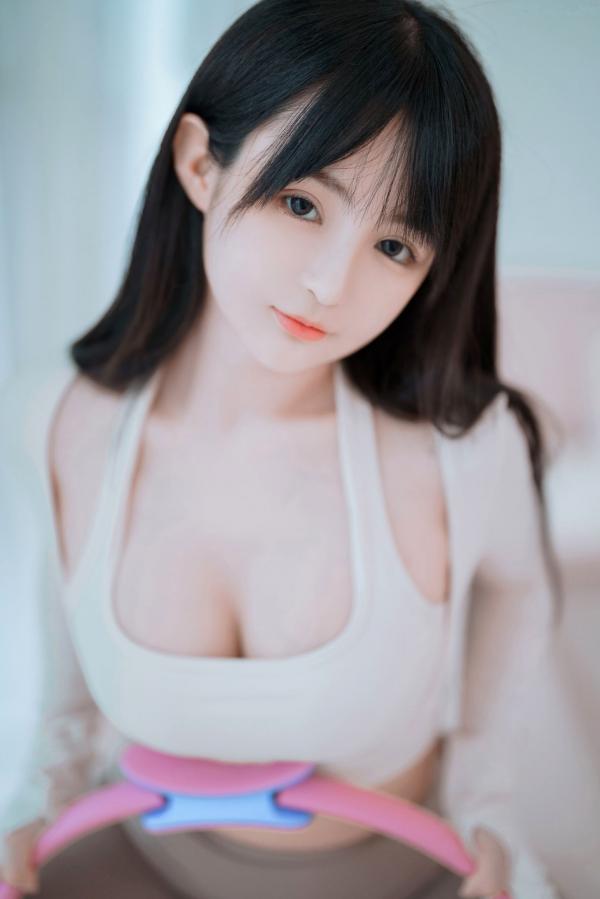 桜井宁宁 樱井宁宁  桜井宁宁-051-瑜伽妹妹，健身房私房健身写真，白嫩肌肤秀极致曲线美臀，极品性感诱惑第4张图片