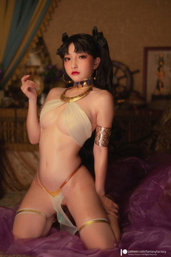    Fantasy-Factory 小丁Ding & Rinka：绝美演绎《FGO》埃列什基伽勒与伊丝塔，极致性感Cosplay私房写真第7张图片