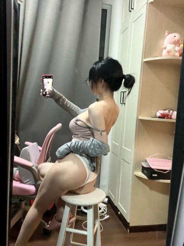 桜井宁宁 樱井宁宁  桜井宁宁私房写真：兔女郎角色扮演与户外性感泳装，展现极致诱惑曲线 - 056期合集第43张图片