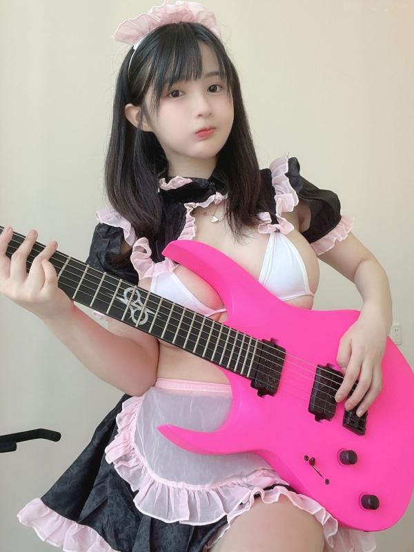 桜井宁宁 樱井宁宁  桜井宁宁私房写真：兔女郎角色扮演与户外性感泳装，展现极致诱惑曲线 - 056期合集第299张图片