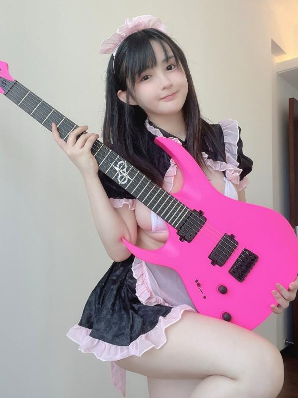 桜井宁宁 樱井宁宁  桜井宁宁私房写真：兔女郎角色扮演与户外性感泳装，展现极致诱惑曲线 - 056期合集第301张图片