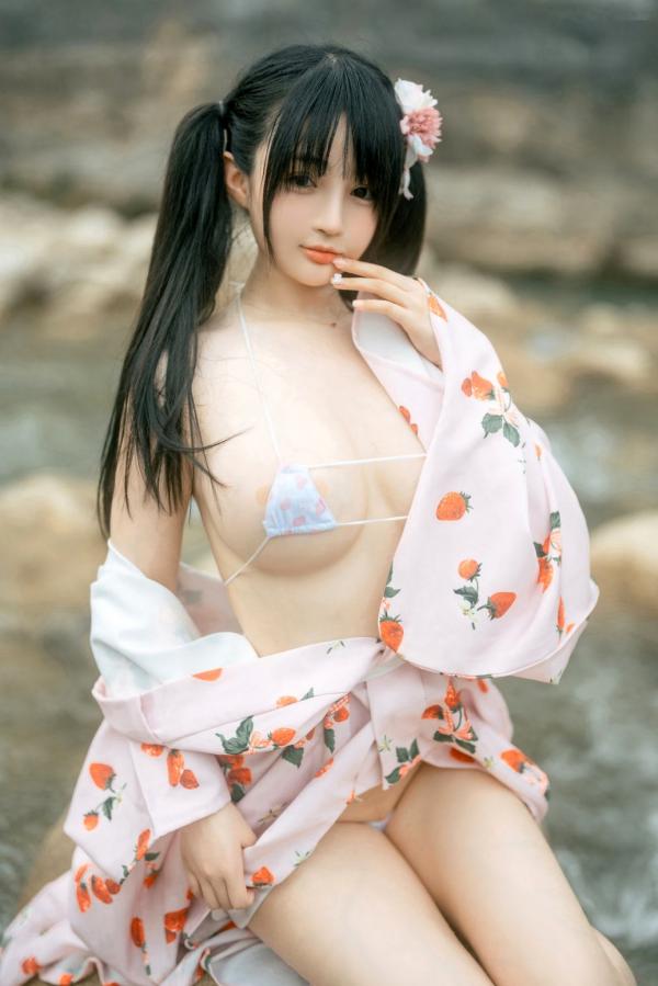 桜井宁宁 樱井宁宁  桜井宁宁私房写真：兔女郎角色扮演与户外性感泳装，展现极致诱惑曲线 - 056期合集第349张图片