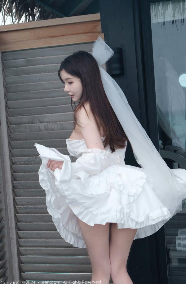    秀人网No.9535：糯美子MINI极致诱惑，纯白薄纱情趣婚纱新娘制服，傲人身材超大尺度美艳私房写真第16张图片